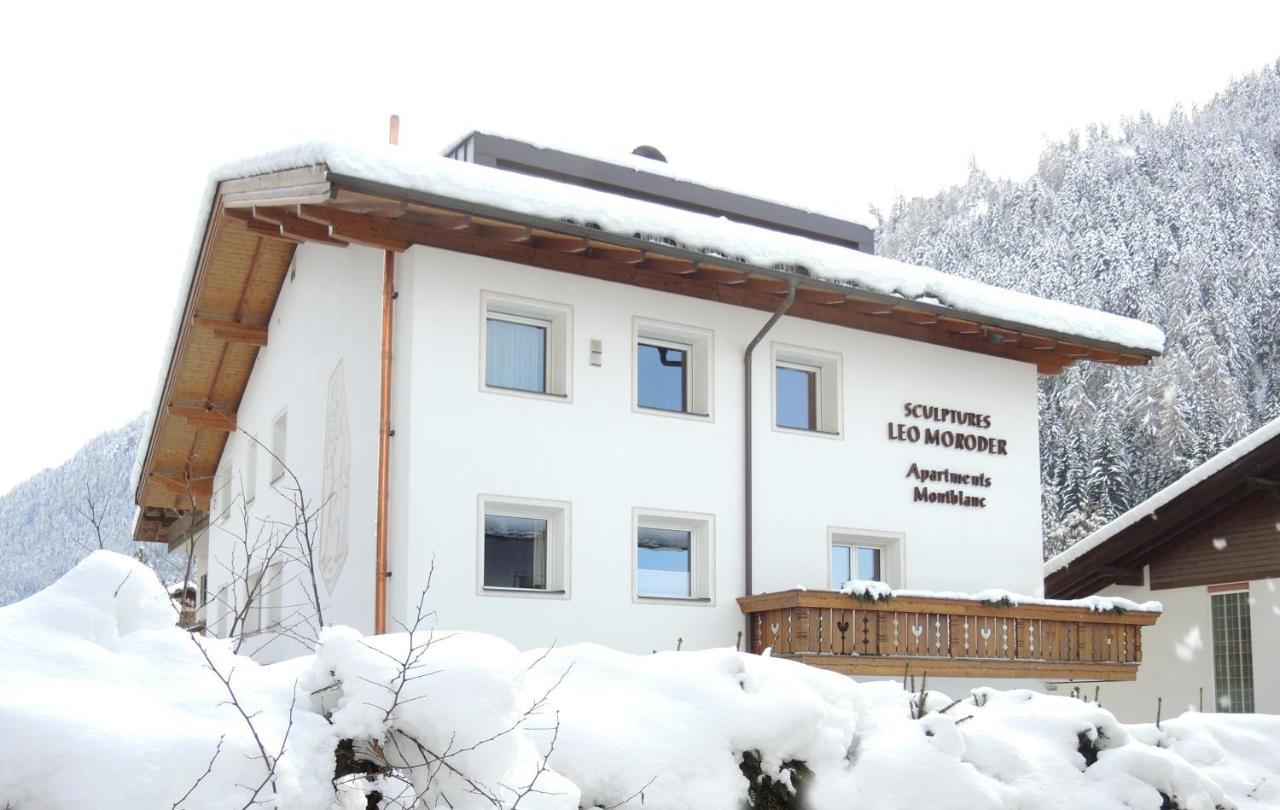 Apartments Montblanc Seceda Urtijëi Buitenkant foto